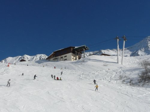 第一次到达瑞士不是机场是雪场 第一次到达瑞士不是机场是雪场