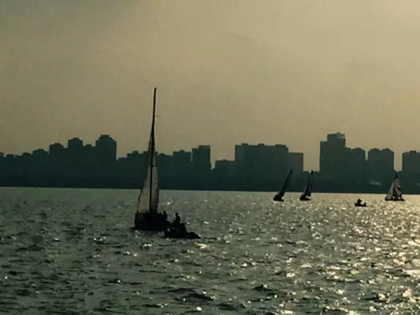 4岁招风小童子首次参赛大帆船记