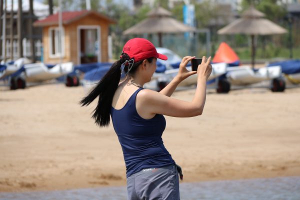 南戴河海边-俱乐部老板娘