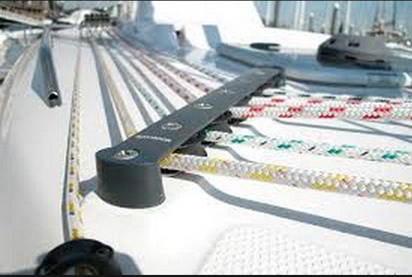 潜谈巡航船——帆、索具和桅杆