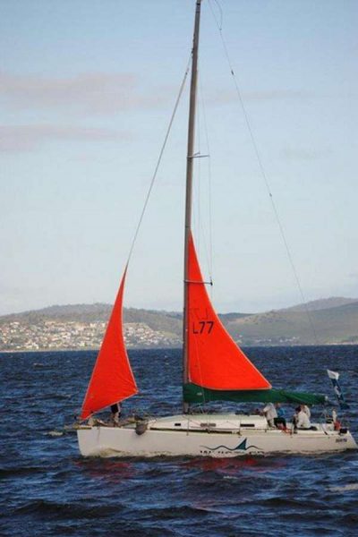 潜谈巡航船——帆、索具和桅杆