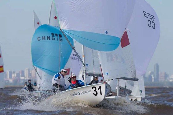 在帆船上，遇见另一个自己