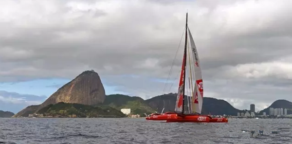 航海家郭川驾驶帆船抵达里约助阵奥运
