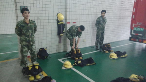 着装训练常态化  提高速度最大化