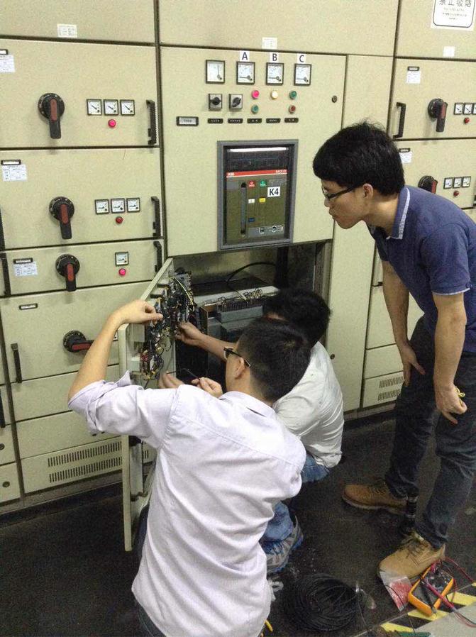 中南空管局技保中心完成高压线路维护