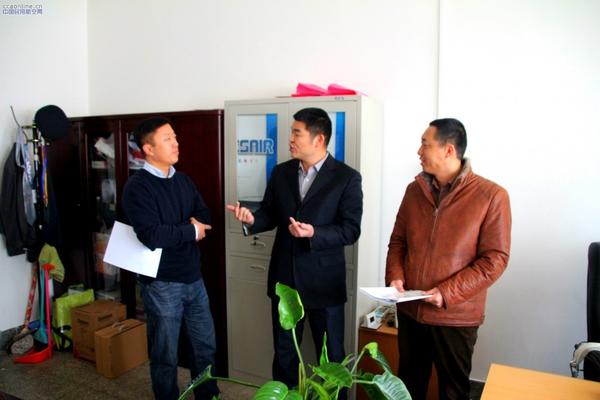 南航新疆飞行部进行节前行政综合检查工作