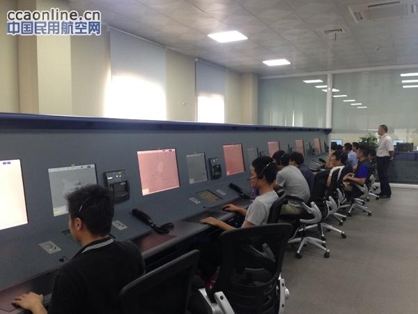 三方联动 共保安全——记民航云南空管分局塔台、进近、区调管制室联合组织模拟机演练