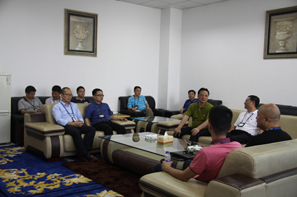 西南管理局副局长余国强带队到贵州空管分局检查指导工作