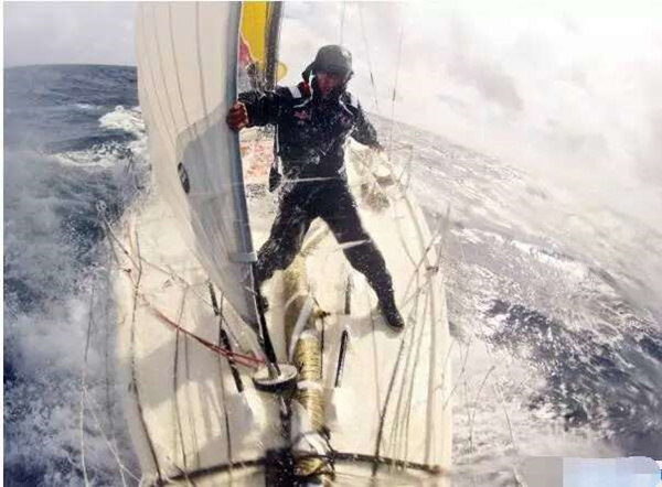 郭川,海水太冷,900万青岛人等你回家!