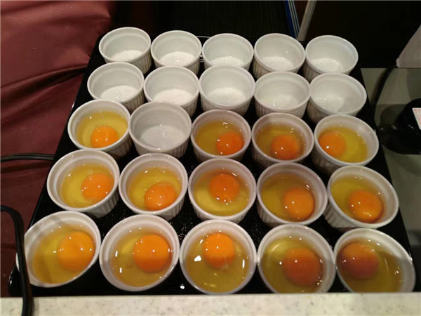 汗滴伞下土安比高原和下仓的滑雪体验D2