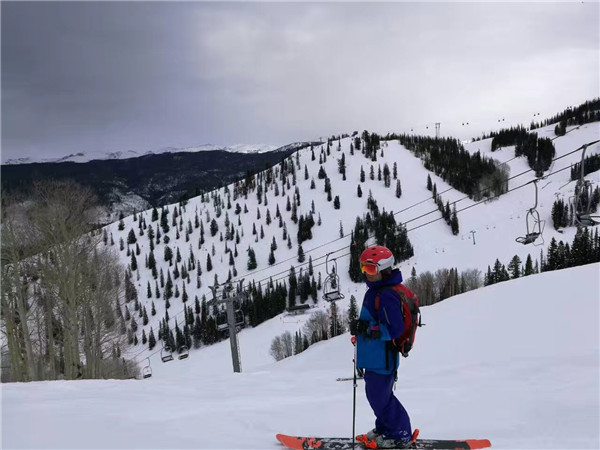 视觉大片——汗滴伞下土阿斯本爽滑高清视频来袭