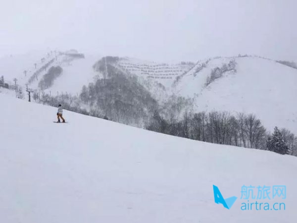 日本长野白马、姆池高原滑雪5晚6天滑雪行程