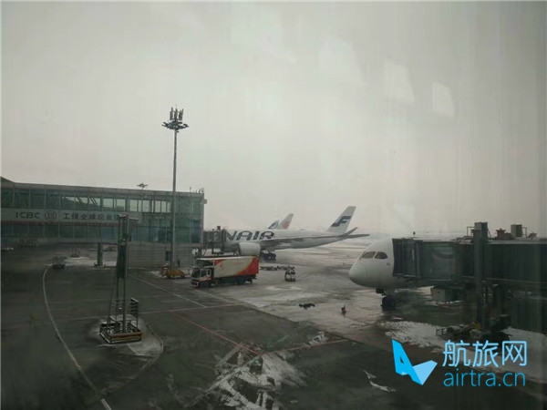 汗滴应邀参加瑞士滑雪行(上)