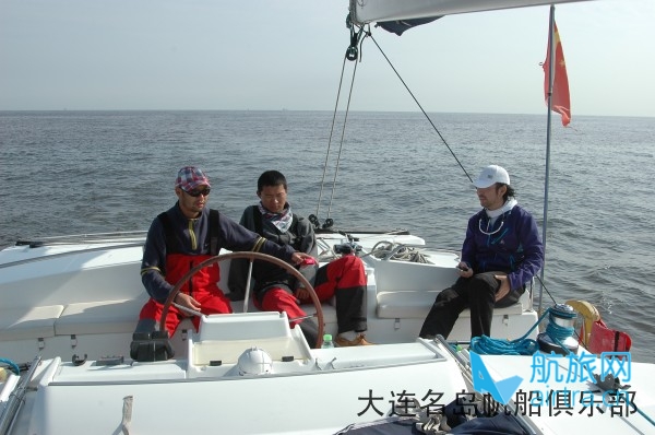 回顾:第2届中国海疆万里行2010年5月12日抵达舟山凤凰岛游艇俱乐部!