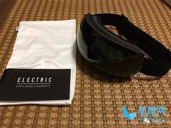 王晓飞滑雪教学——EASY SKI(2)