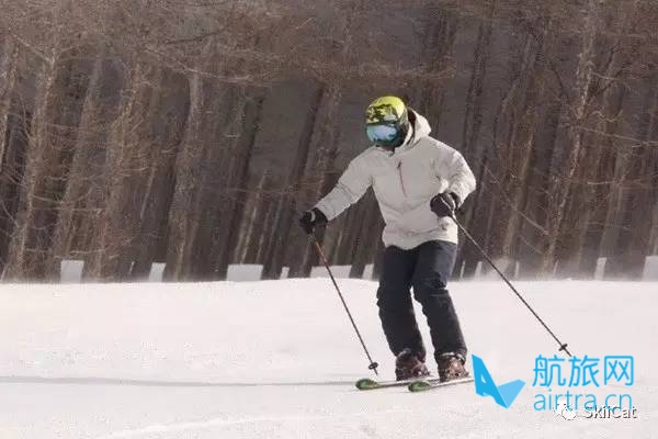王晓飞滑雪教学——EASY SKI(2)