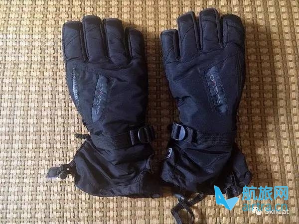 王晓飞滑雪教学——EASY SKI(2)