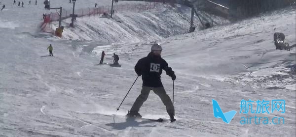 王晓飞滑雪教学——EASY SKI(6)犁式转弯(wedge turn)