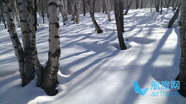 用雪板丈量雪季末的中国野雪圣地A-Z