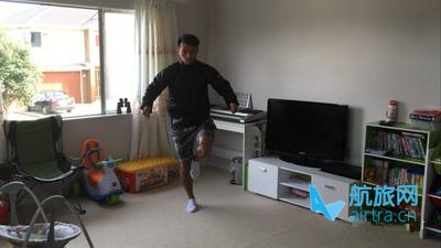 王晓飞滑雪教学——EASY SKI(10)单脚内刃转弯