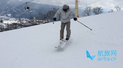 王晓飞滑雪教学——EASY SKI（13）豚跳