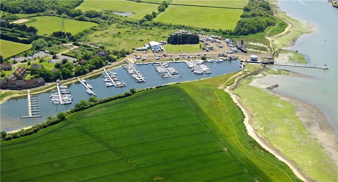 英国游艇码头分布第一篇:航海圣地怀特岛