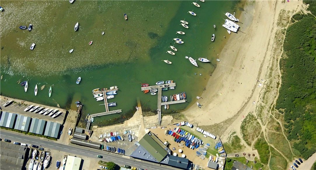 英国游艇码头分布第一篇:航海圣地怀特岛