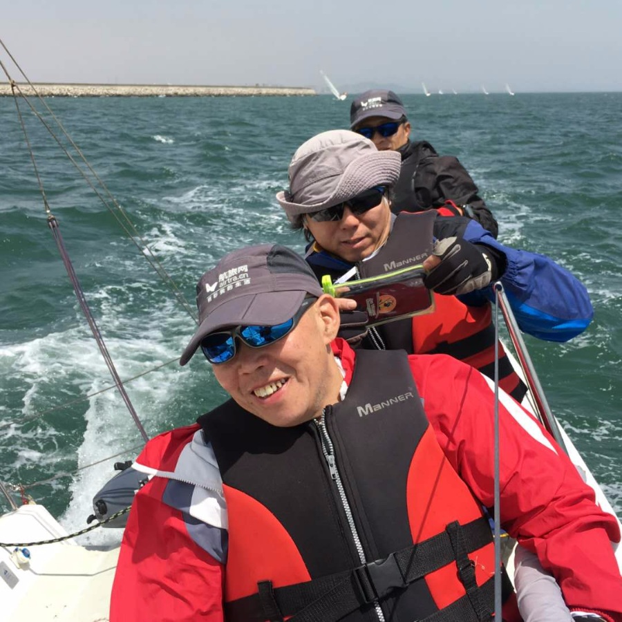 航旅网队参加秦皇岛帆船赛