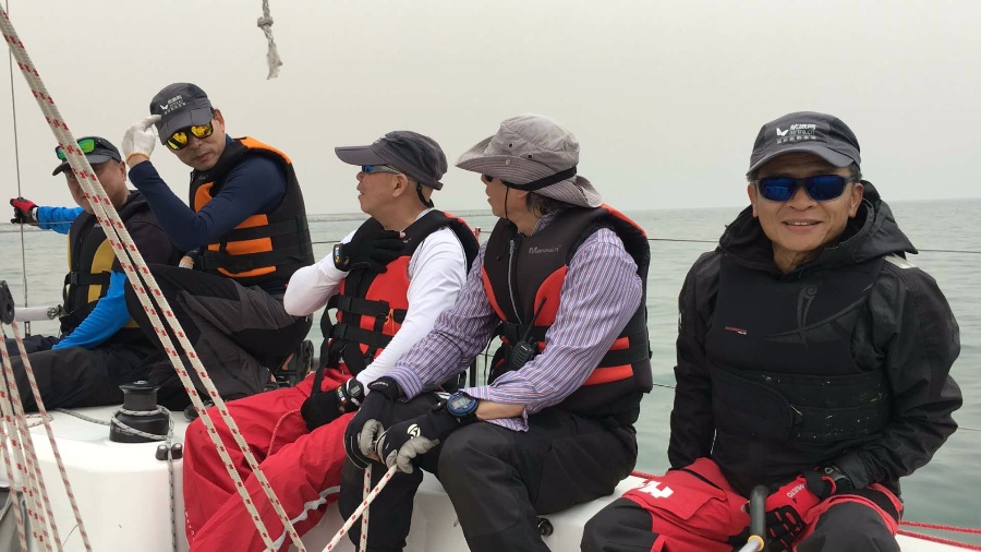 航旅网队参加秦皇岛帆船赛