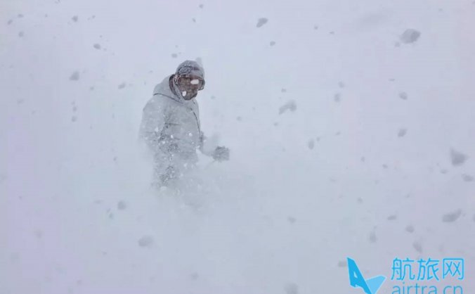 王晓飞滑雪教学——EASY SKI（8）横滑降