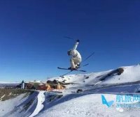 王晓飞滑雪教学——EASY SKI(15)直跳(straight air)