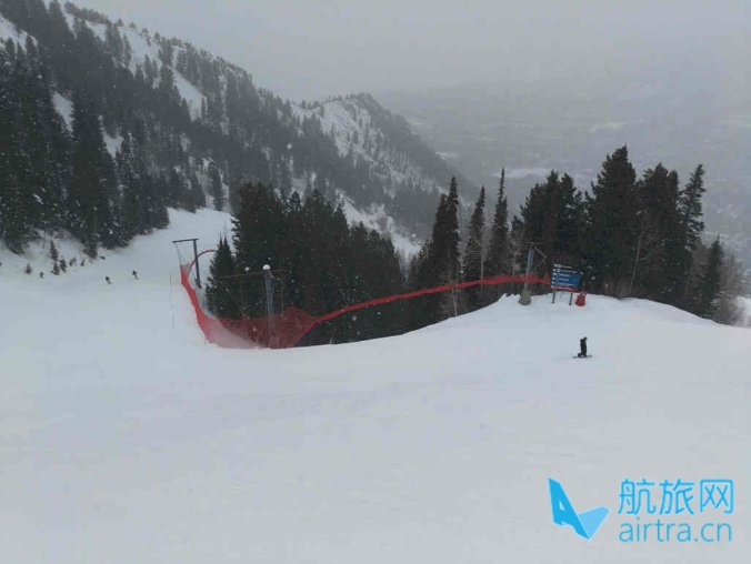 滑雪安全真是由护网来保障的吗？